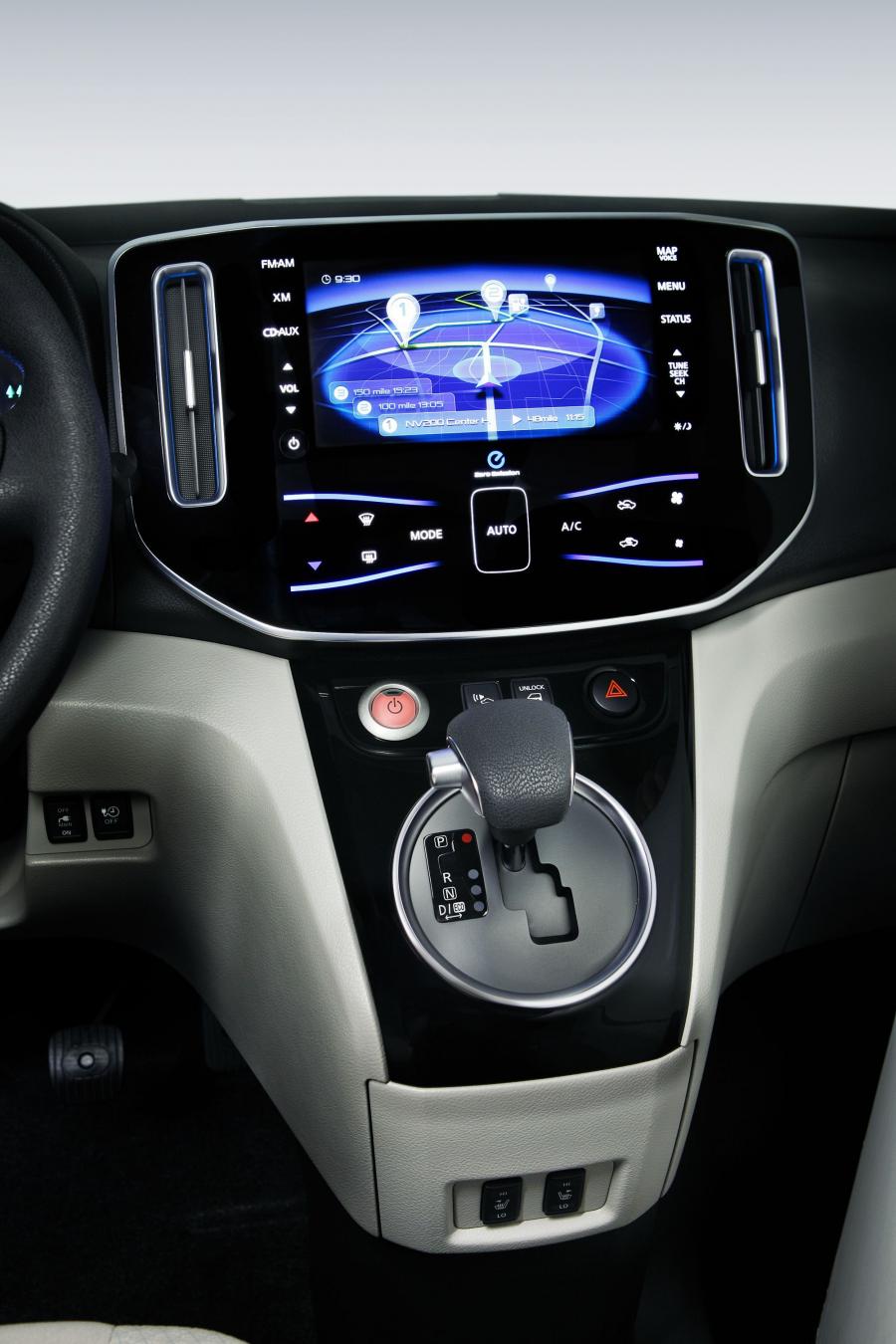 Детали интерьера Nissan e-NV200 Concept 2012 года  (фото 10 из 15)